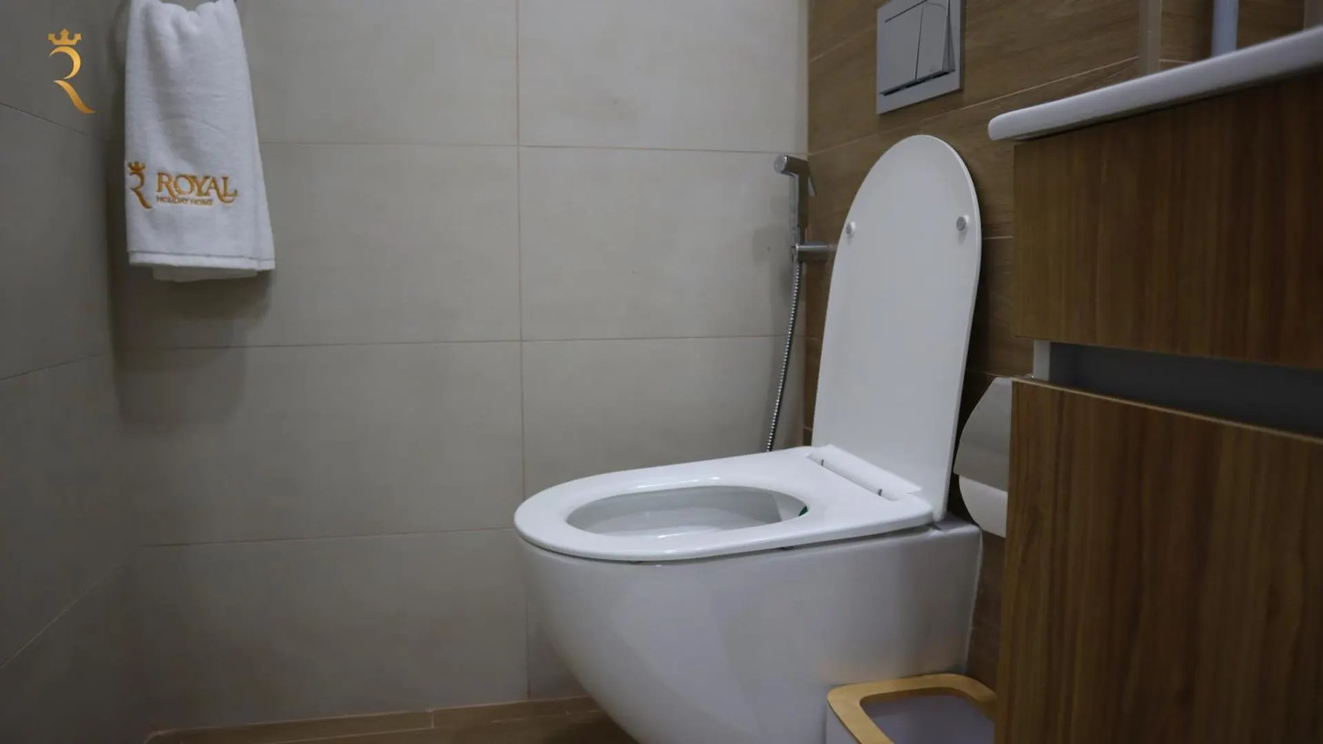 Aurora Your 2Br Duplex Transit Apartment In Masdar City Abu Dhabi 0*,  Vereinigte Arabische Emirate