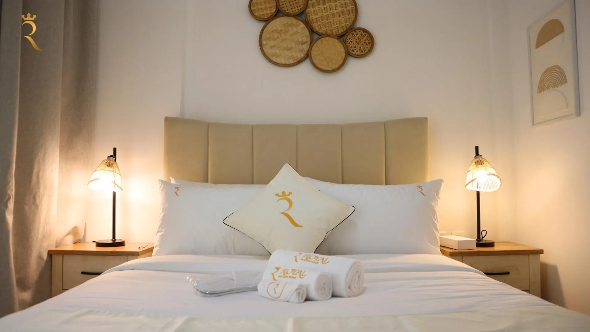 Aurora Your 2Br Duplex Transit Apartment In Masdar City Abú Dhabí