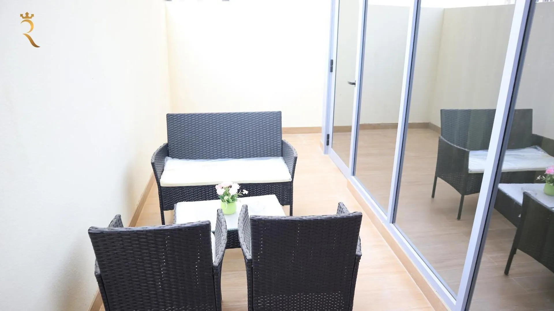 Aurora Your 2Br Duplex Transit Apartment In Masdar City Abú Dhabí Spojené arabské emiráty